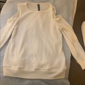 White thermal cold shoulder